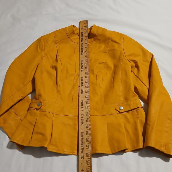 Baccini 1X Marigold Fitted Faux Leather Pleated Peplum Hem Fully Lined Jacket - Picture 8 of 11